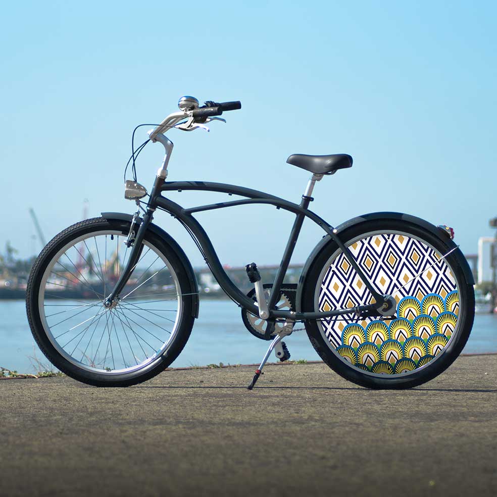 Vélo de collection Cruiser, collection Indigo. Un design unique pour vous différencier lors de vos trajets en ville. Une collection dans l'air du temps